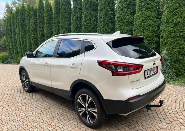 Nissan Qashqai cena 75800 przebieg: 55500, rok produkcji 2019 z Nowe małe 211